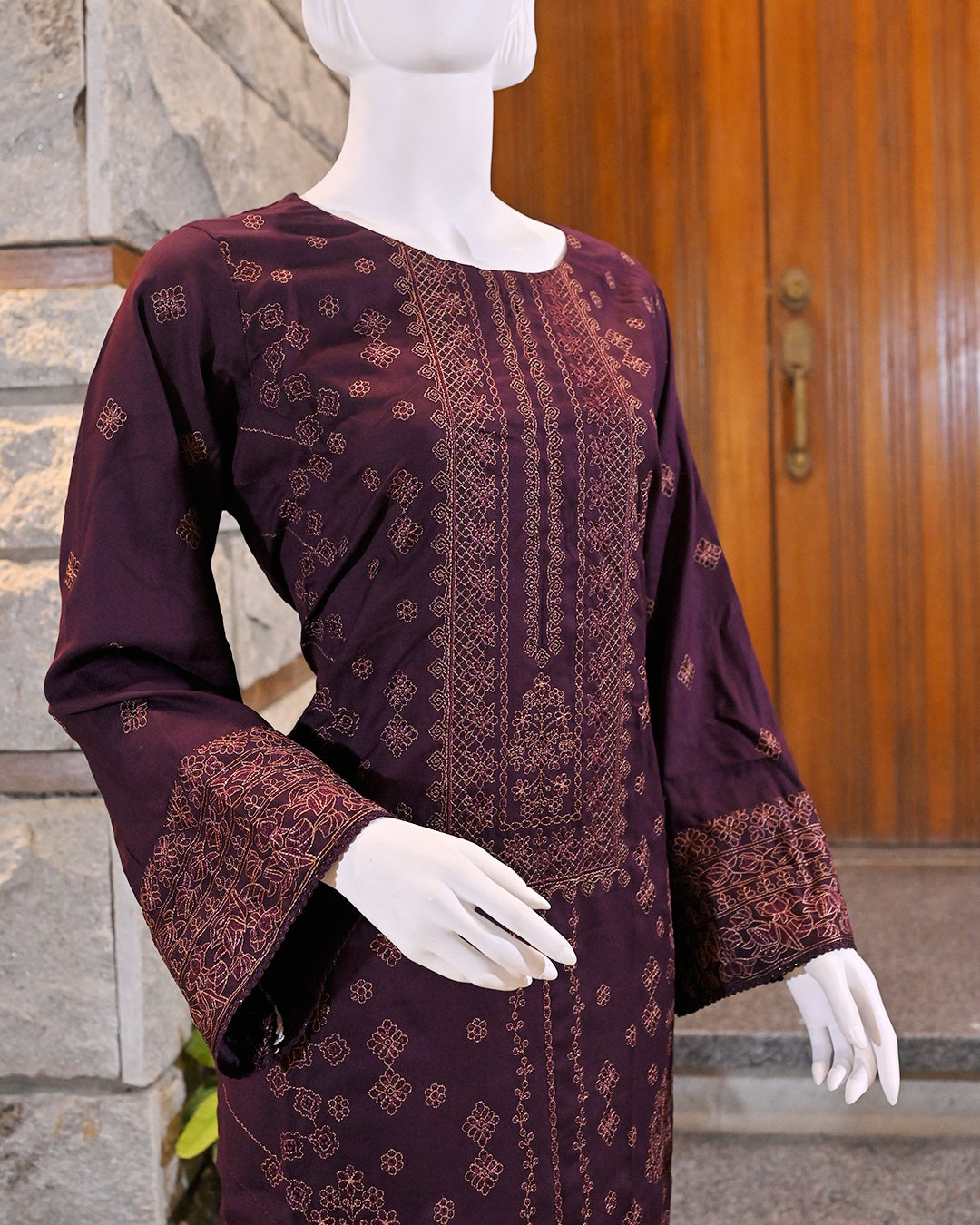 3-Piece Suit | Embroidered Dhanak shirt | Readymade