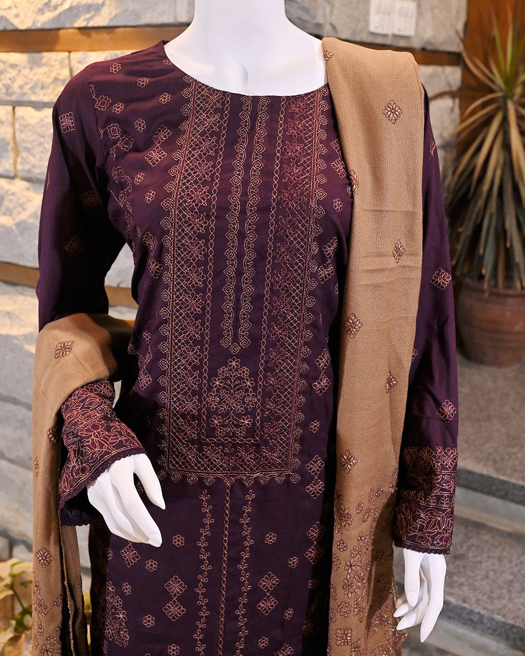 3-Piece Suit | Embroidered Dhanak shirt | Readymade