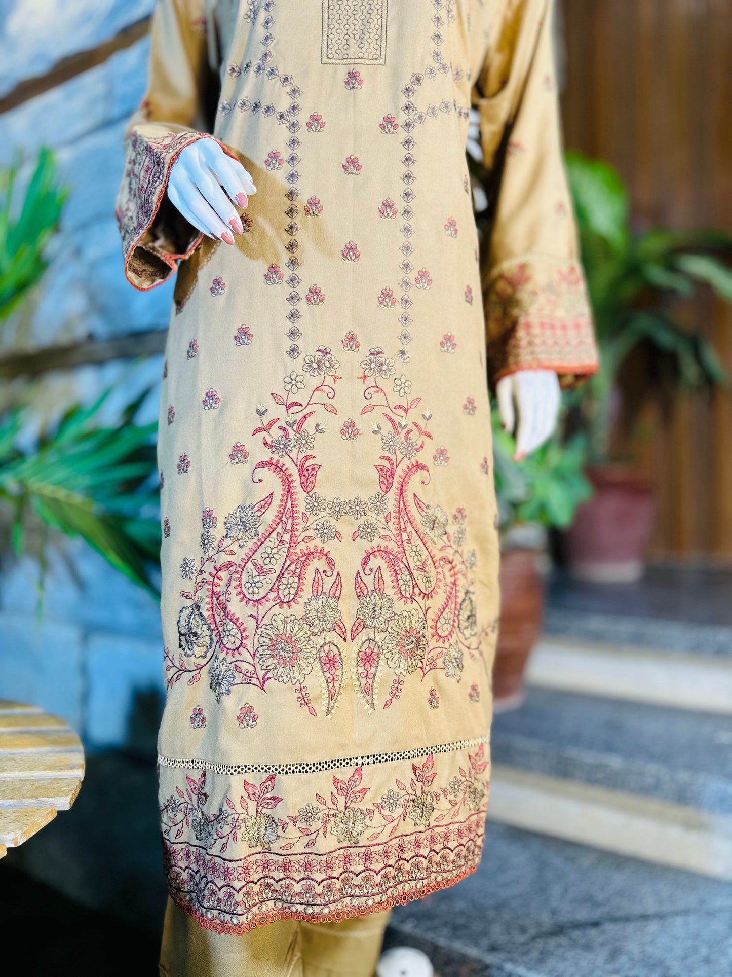 3-Piece Suit | Embroidered Dhanak | Readymade