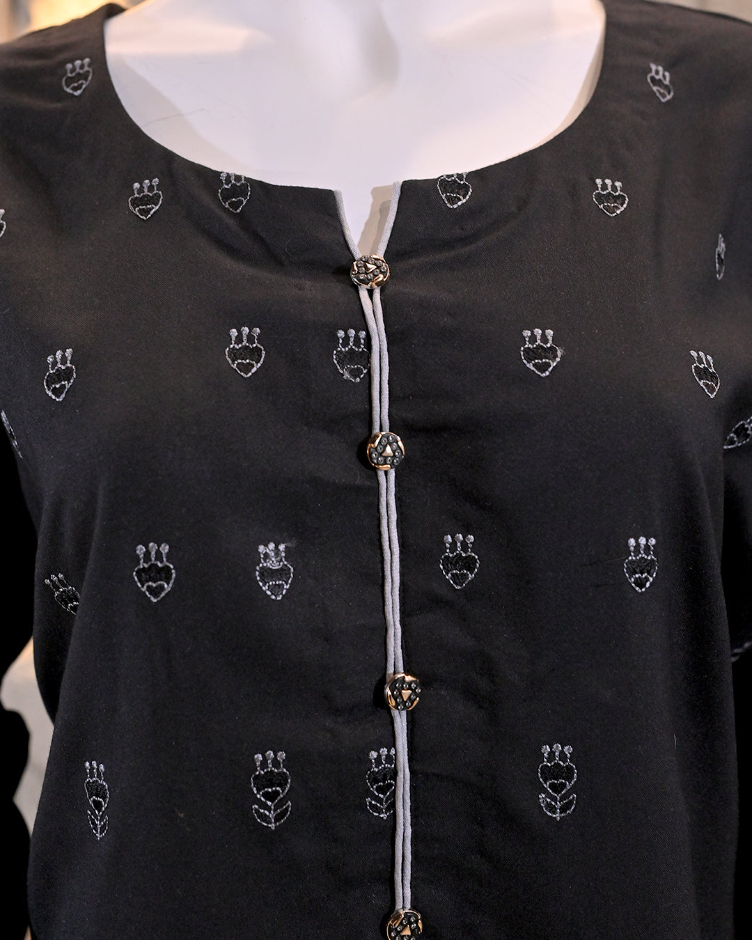 Black 3-Piece Suit | Embroidered Dhanak Shirt | Readymade